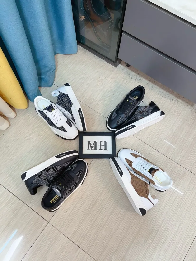 Men's Men's Shoes💰420🌹🌹[fendi] Fendi's classic and comfortable men's, this complex sneaker is made of soft calfskin➕genuine leather lining➕original ultra-light rubber material with rough outsole. This unique and light style is suitable for the casual and refined sensibility of this season. It is comfortable and natural on the feet. It is an everyday style for casual travel in autumn and winter! 38/44